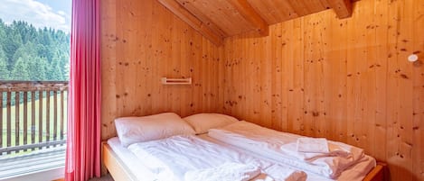 Chalet | Exterior