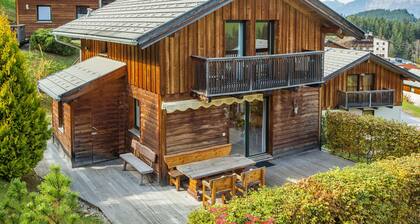 Chalet in Dachstein West With Shared Pool
