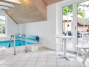 Pool - Holiday Home in VÃ¦ggerlÃ¸se (Vaeggerlose)