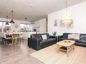 House | Interior - Holiday Home in Glesborg (Glesborg)