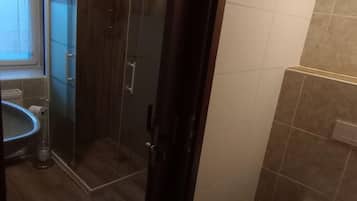 House | Bathroom