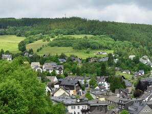 Apartment | View from property - Grosse Ferienwohnung in Willingen mit Balkon (Willingen)