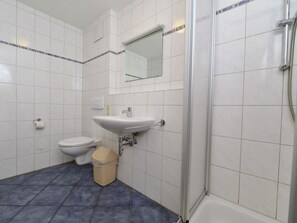 Apartment | Bathroom - Grosse Ferienwohnung in Willingen mit Balkon (Willingen)