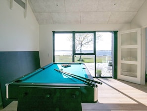 House | Game room - Holiday Home in Skals (Skals)