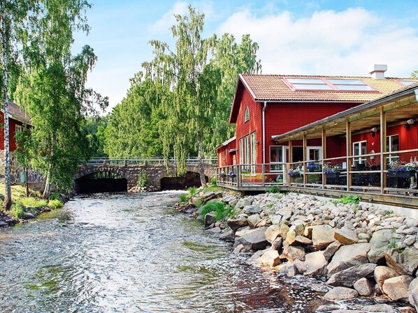 House | Property grounds - 7 Person Holiday Home in Almedboda (Älmeboda)