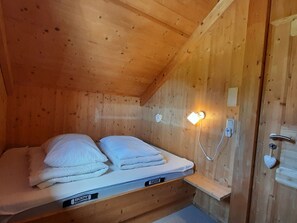 Alpehytte | 4 soveværelser, strygejern/strygebræt, sengetøj