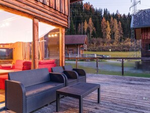 Chalet | Exterior