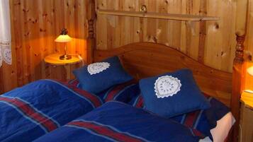 House | 2 bedrooms, individually furnished