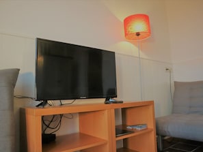 1 bedroom, individually furnished, bed sheets