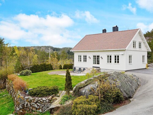 10 Person Holiday Home in Sogne