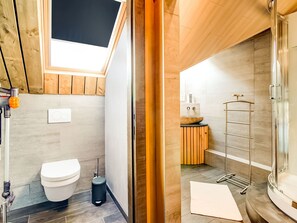 Shower, towels