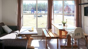 Coffee/tea maker, fridge, microwave, oven - 8 Person Holiday Home in Ljørdalen (Trysil)