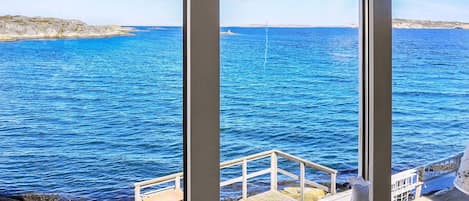 Maison | Vue sur lâeau