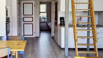 House | 2 bedrooms, individually furnished