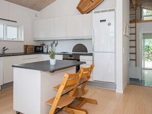 House | Private kitchen - Holiday Home in Knebel (Knebel)