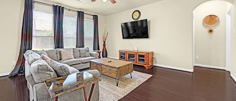 Smart TV, video games