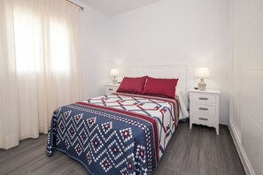 2 bedrooms, iron/ironing board, free WiFi, bed sheets - Magnificent House with Private Pool - El Palmar 2 (Vejer de la Frontera)