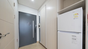 Habitación estándar, 1 cama matrimonial, para no fumadores, refrigerador y microondas