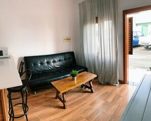 Flat-screen TV - MAREA HOUSE (Caleta de Caballo)