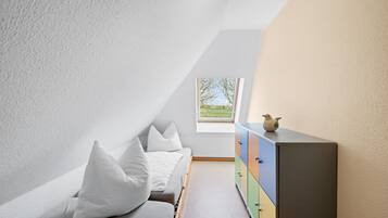 2 Schlafzimmer, Reisekinderbett, WLAN, Bettwäsche