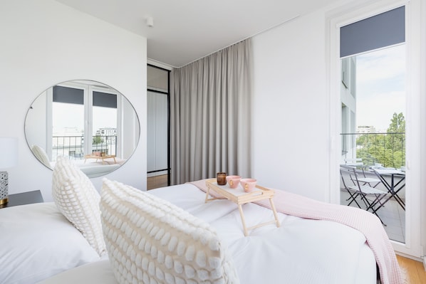 アパートメント 1 ベッドルーム バルコニー | 2 室のベッドルーム、ベッドシーツ