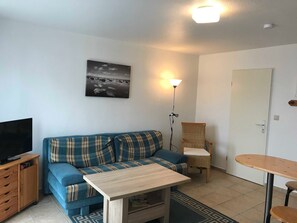 Unclassified image, 5 of 16, button