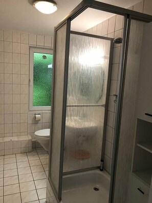 Unclassified image, 4 of 16, button