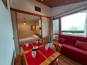 Room - Divisible studio for 4, central location, pets allowed (La Plagne-Tarentaise)
