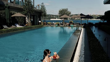 Indoor pool, outdoor pool, sun loungers