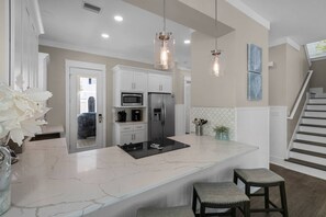 Fridge, microwave, dishwasher, coffee/tea maker