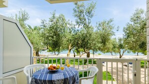 Outdoor dining - Apartments Ante, (16395), Drace, hr (Drace)