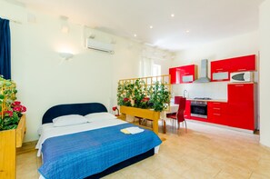 1 bedroom, Internet, bed sheets