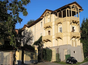 Esterni