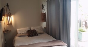 2 bedrooms