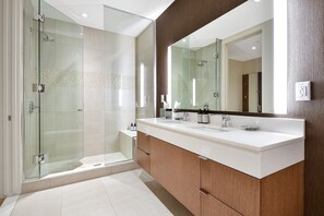 Bathroom - Mountain 1BR in Canyons Village-Ski in/ski out by RedAwning (Park City)