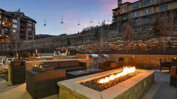 Condo, 1 Bedroom | Property grounds