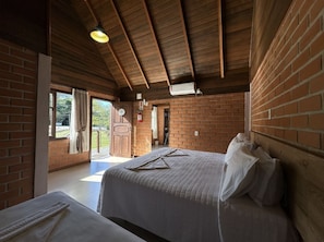 Minibar, individually decorated, individually furnished, free WiFi - POUSADA CASARAO GASTEHAUS LTDA (Pomerode)