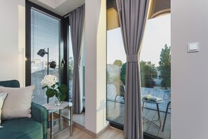 Lägenhet - 1 sovrum - balkong | Vardagsrum