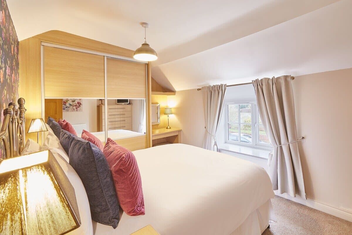 2 chambres, fer et planche à repasser, Wi-Fi gratuit, draps fournis