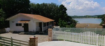 Petfriendly inn in Ise Shima BBQ bonfire campfir / Shima Mie