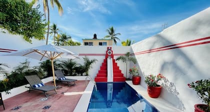 2 bed, 2 bath house w/ private pool, pyramid waterfall, short walk to beach.