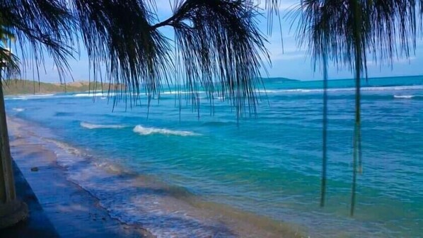Platja a a prop