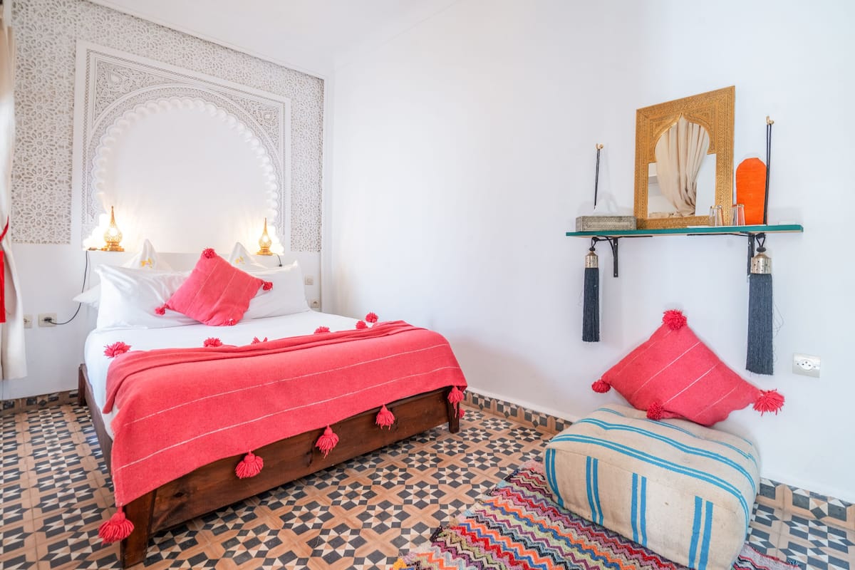 Standard Double Room | Free WiFi, bed sheets