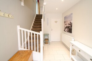 Interior - Oak Howe - Two Bedroom House, Sleeps 4 (Ambleside)