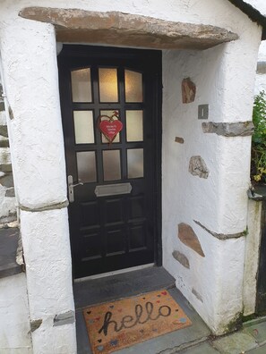 Exterior detail - Valentine Cottage - One Bedroom House, Sleeps 2 (Ambleside)