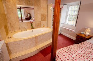 1 bedroom, Internet, bed sheets - Valentine Cottage - One Bedroom House, Sleeps 2 (Ambleside)