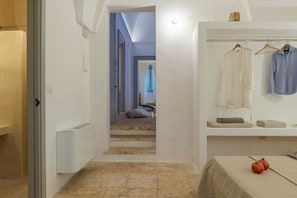 5 habitaciones, tabla de planchar con plancha y wifi gratis 