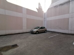 Enceinte de lâhĂ©bergement