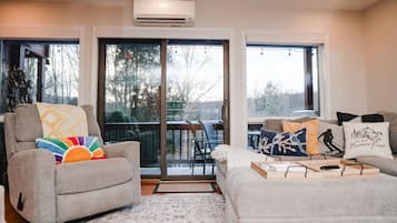 Smart TV, fireplace, video games, books