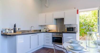 Converted flat in amazing converted schoolhouse near Fowey Harbour